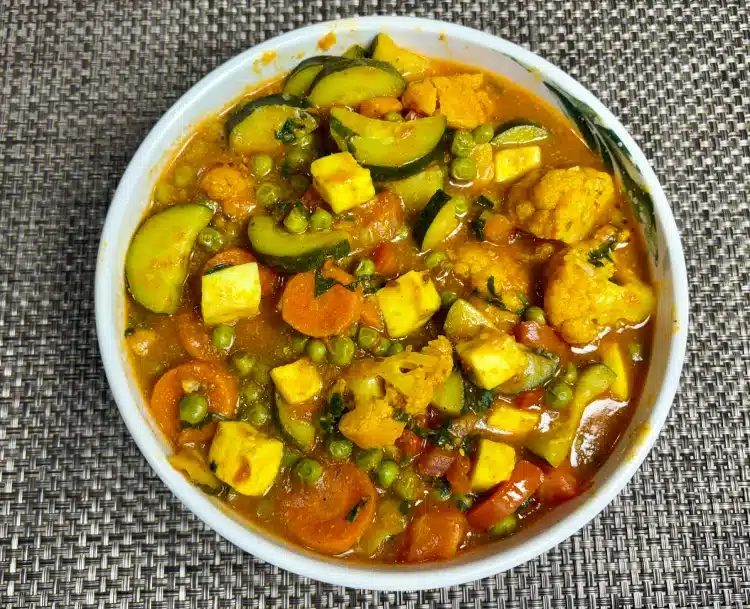 Mixed Veggi Paneer Masala Curry, Quick & Delicious Dinner Idea,Every day, Simple